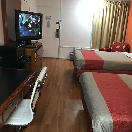 Motel 6-Van Buren, AR Buitenkant foto